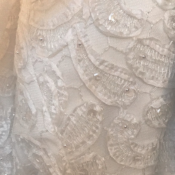 Wedding Dress - Picture 5 of 8